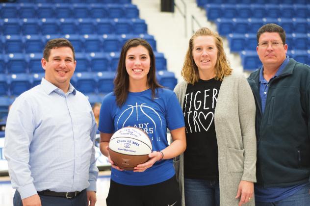 1,000th career point for Young