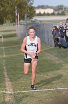 Randall takes first at Prague meet