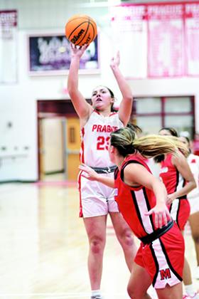Photos from Tuesday night's games between Prague and McLoud