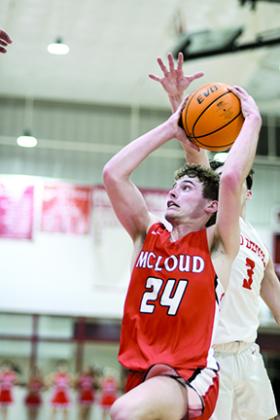 Photos from Tuesday night's games between Prague and McLoud