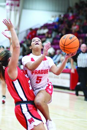 Photos from Tuesday night's games between Prague and McLoud