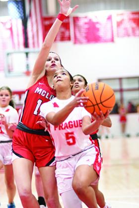 Photos from Tuesday night's games between Prague and McLoud