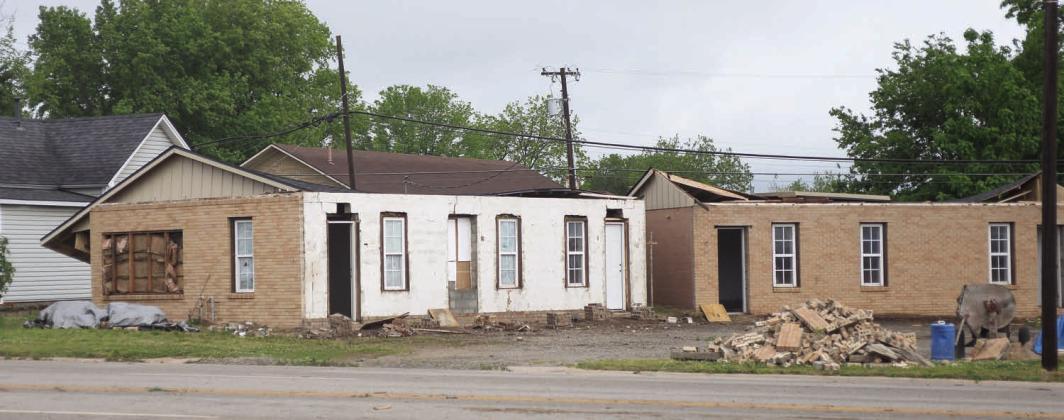 The Mother Road Views apartments in Stroud after a storm ripped off the roofs last week. Photo/Baylee Blancarte MIKE McCORMICK
