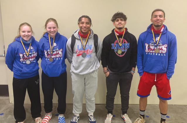 Powerlifters place at Bethel meet