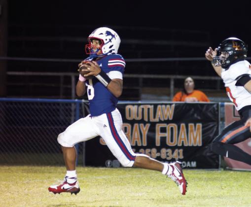 Jordan Denson heads to the end zone after a pass reception against Lindsay. Photo/Brian Blansett