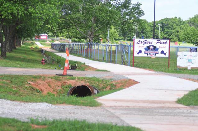 Sidewalk on Park Road