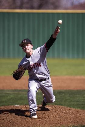 Wellston wins two in Crescent Tournament