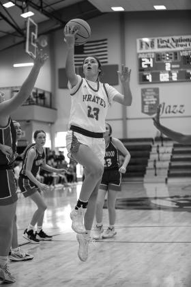 High school hoops in photos