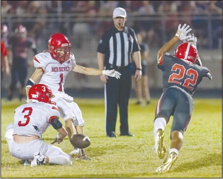 Red Devils 34, Cougars 26