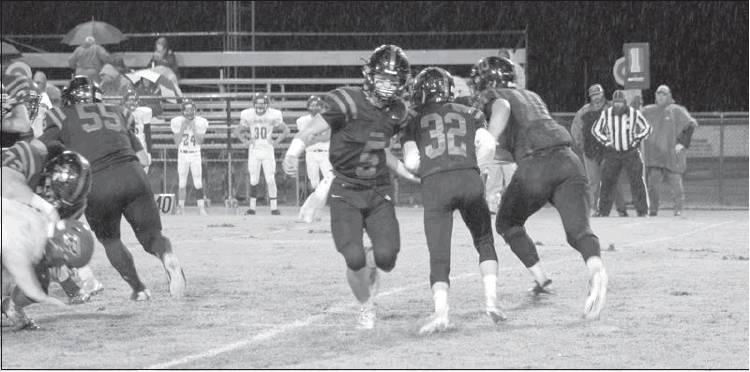 The weather was not a problem for Davenport’s offense — and neither was Prue. Photo/Kim Hobill