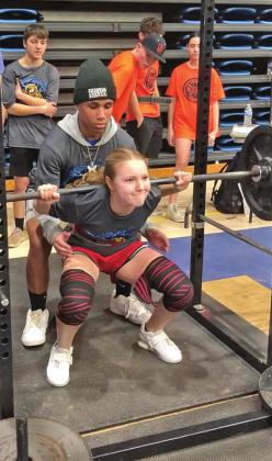 Powerlifters win at Bethel - record for Peery
