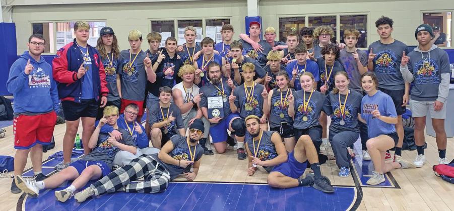 Powerlifters win at Bethel - record for Peery