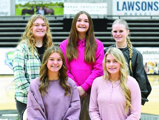 Meeker seniors Aviary Helms, front left, and Annsley Babek, front left, are candidates for Meeker’s Homecoming Queen. Pictured with them are attendants Emma Janway, left, Meadow Spencer and Emily Benn, right. Homecoming will be Jan. 26, when the Bulldogs play Stroud. Photo/Brian Blansett