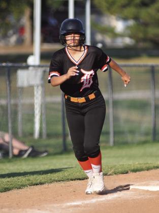 Davenport-Agra softball