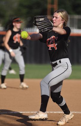 Davenport-Agra softball