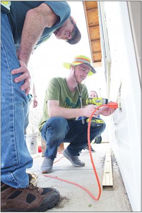 Creighton Students lend a helping hand