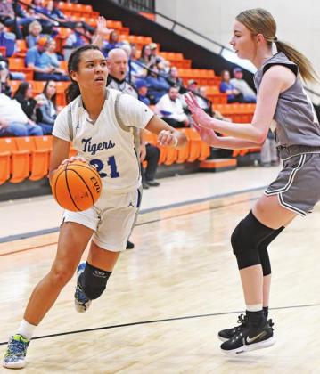 High school basketball in photos