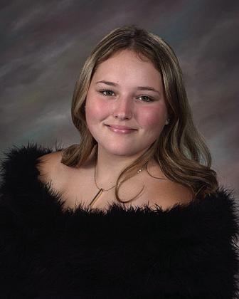 Prague announces valedictorians, salutatorian