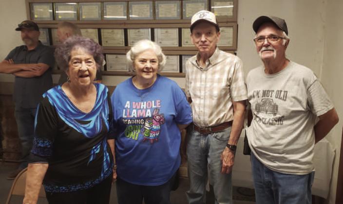 Meeker, Chandler Masons make contributions
