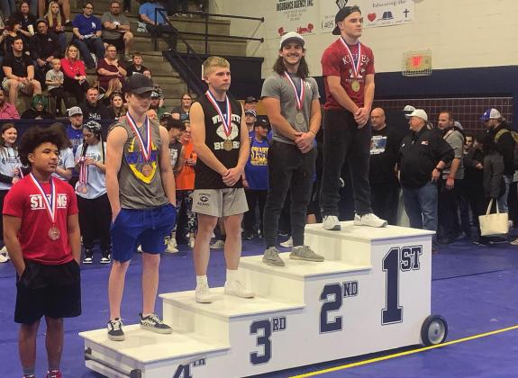 Stroud powerlifters at state