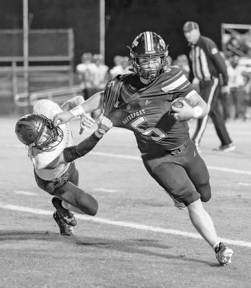 Davenport falls to Coyle in finale