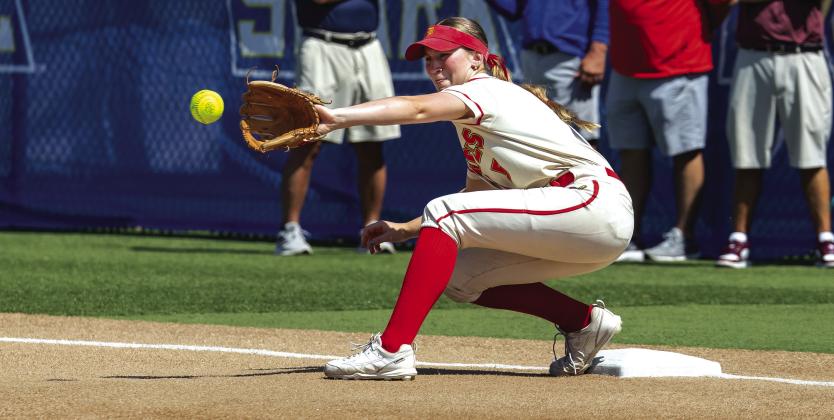 Teague Muncy catches the ball for a first base out. Photo/Rick Hester