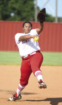 Fast pitch softball