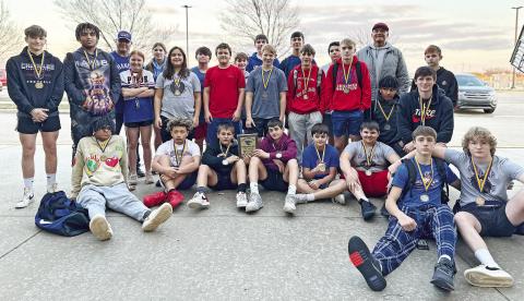 Powerlifters compete