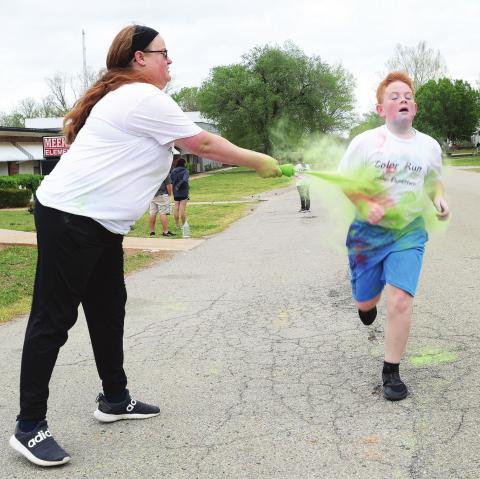 Meeker color run