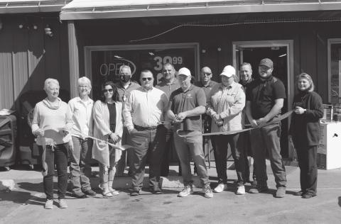 Ribbon-cutting at Plank Auto Supply