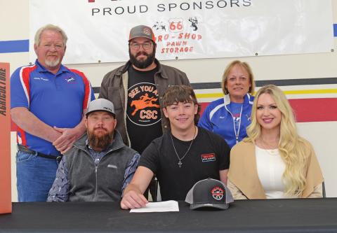Guthrie signs with Connors archery