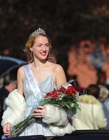 A glimpse at last year’s Christmas parades