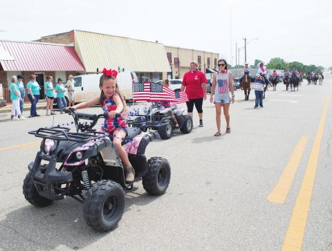 Meeker Rodeo parade