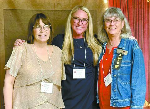 Alpha Iota members attend convention