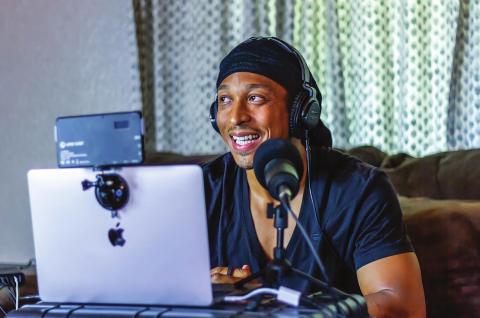 osh Holland, during a podcast. Photos/Mario Holland